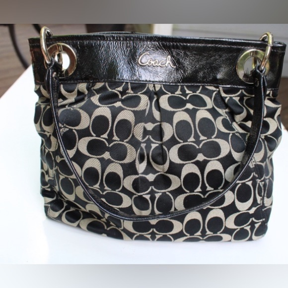 Coach signature logo shoulder bag - Picture 11 of 12